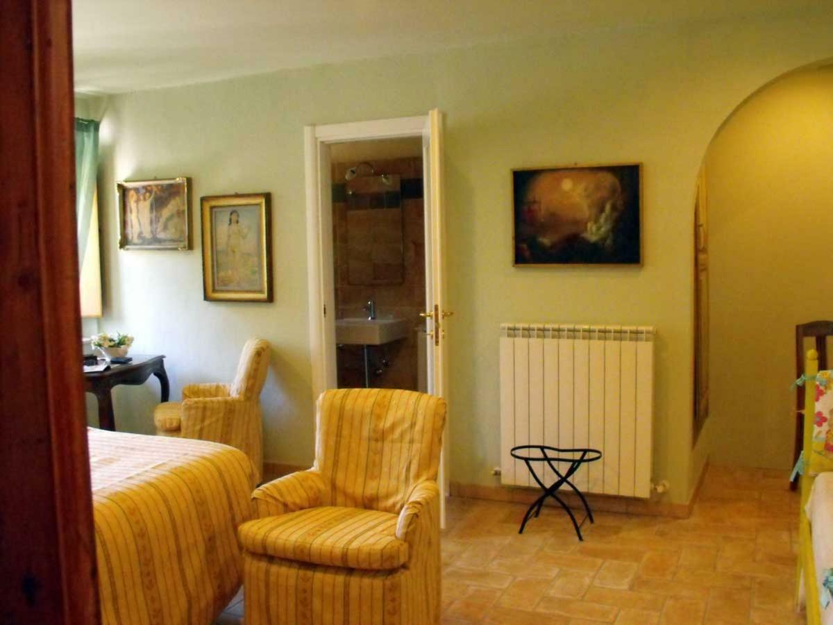 Bed And Breakfast Il Governatore Urbino Exterior photo